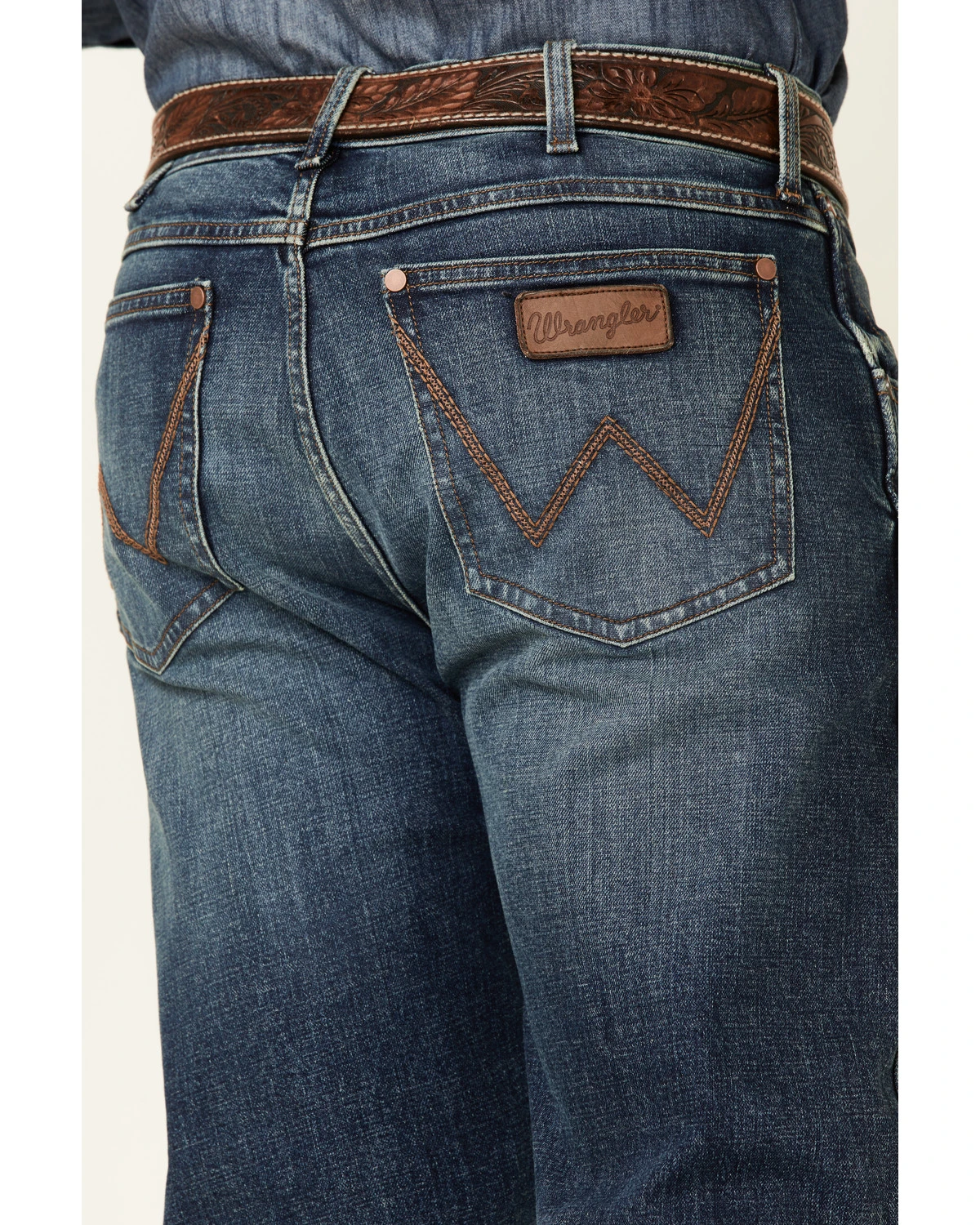 Wrangler Retro Men's Mauney Dark Wash Stretch Slim Straight Jeans - Long 5 Wrangler Retro Men's Mauney Dark Wash Stretch Slim Straight Jeans - Long - Image 3